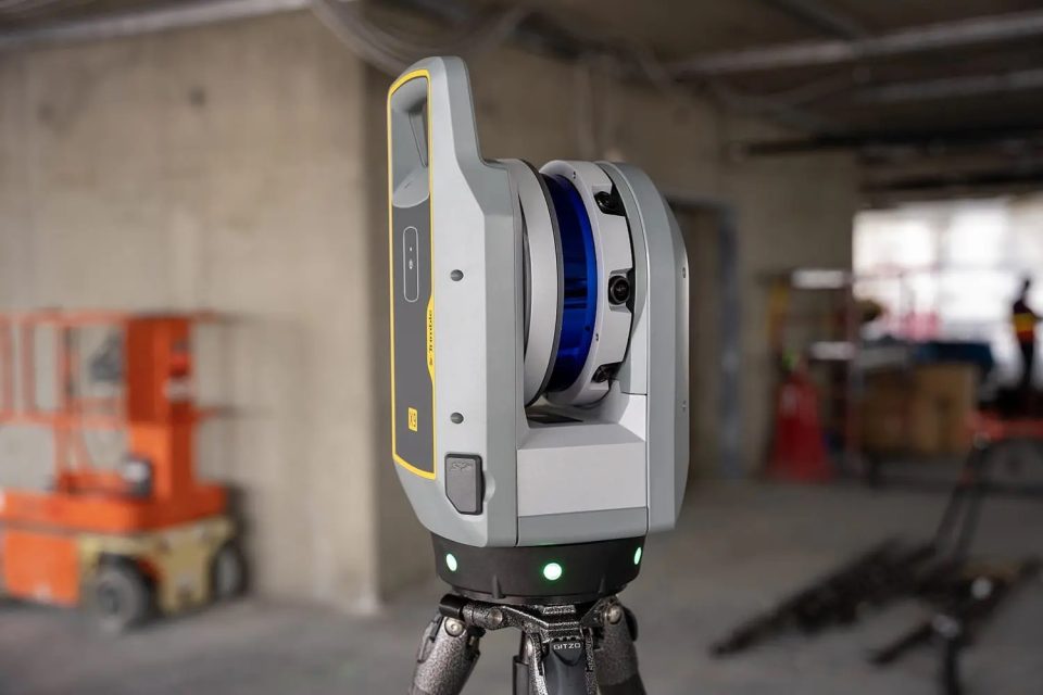 Trimble laser scanner on a construction site