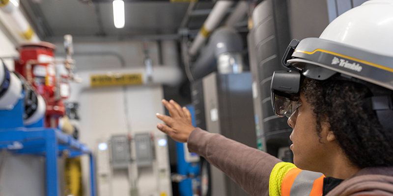 The construction site is becoming an increasingly digitized space. Learn how Augmented and Mixed Reality applications can help foster a digital mindset and improve efficiency by complementing traditional methods.