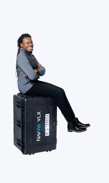 Woman on navvis